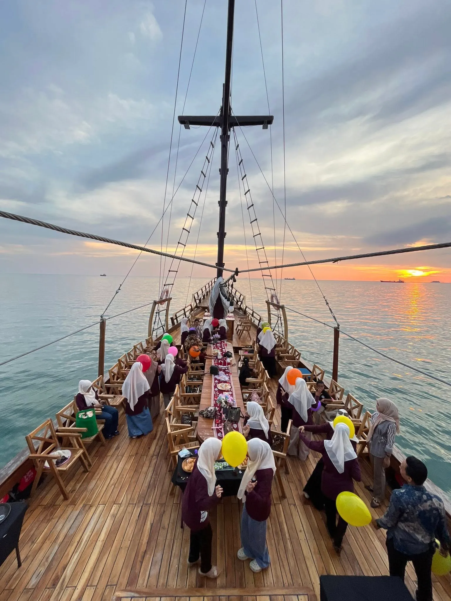 Pantai losari makassar